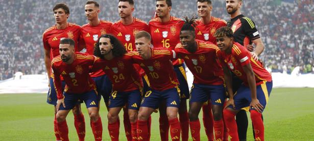 体育新闻热点：德国队再度夺冠，刷新记录的简单介绍