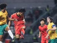 九游体育-中东足球大赛精彩继续，伊朗队再次夺冠