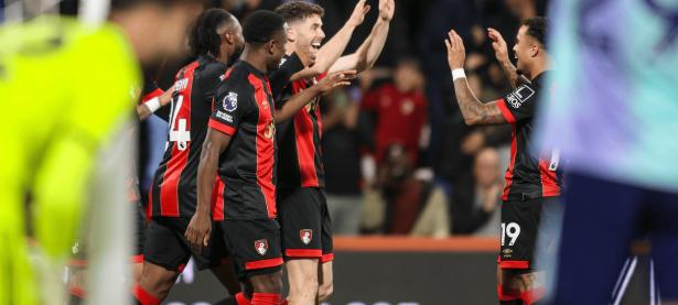 九游体育在线登录-包含切尔西欲力保前四，蓝军将对阵伯恩茅斯展开争夺的词条