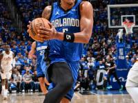 九游体育登录-猛龙主场击败魔术，稳居东部前列