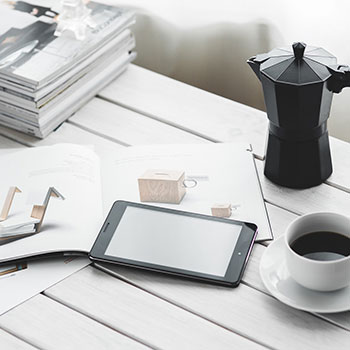 火箭队胜过篮网，提高排名