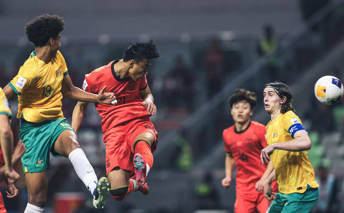 中东足球大赛精彩继续，伊朗队再次夺冠