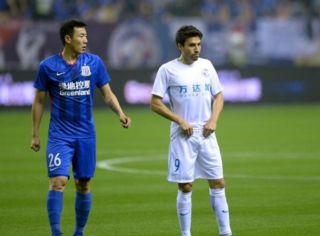 包含大连一方斩获宝贵三分,冲刺前四名的词条 包含大连一方斩获宝贵三分,冲刺前四名的词条