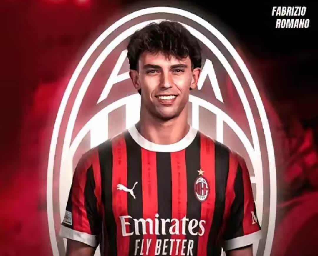 包含AC米兰签下了一位年轻有潜力的球员的词条