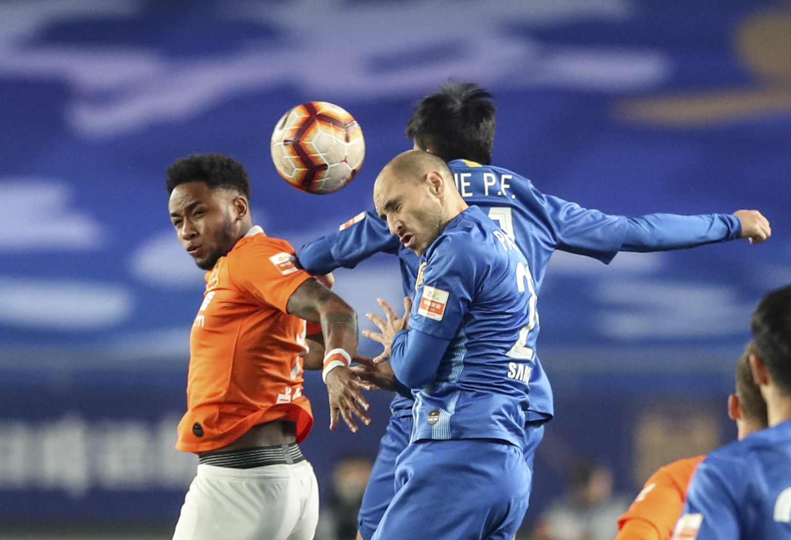 莱克星格兰德逆转博格达尔，拉斐尔进球的简单介绍