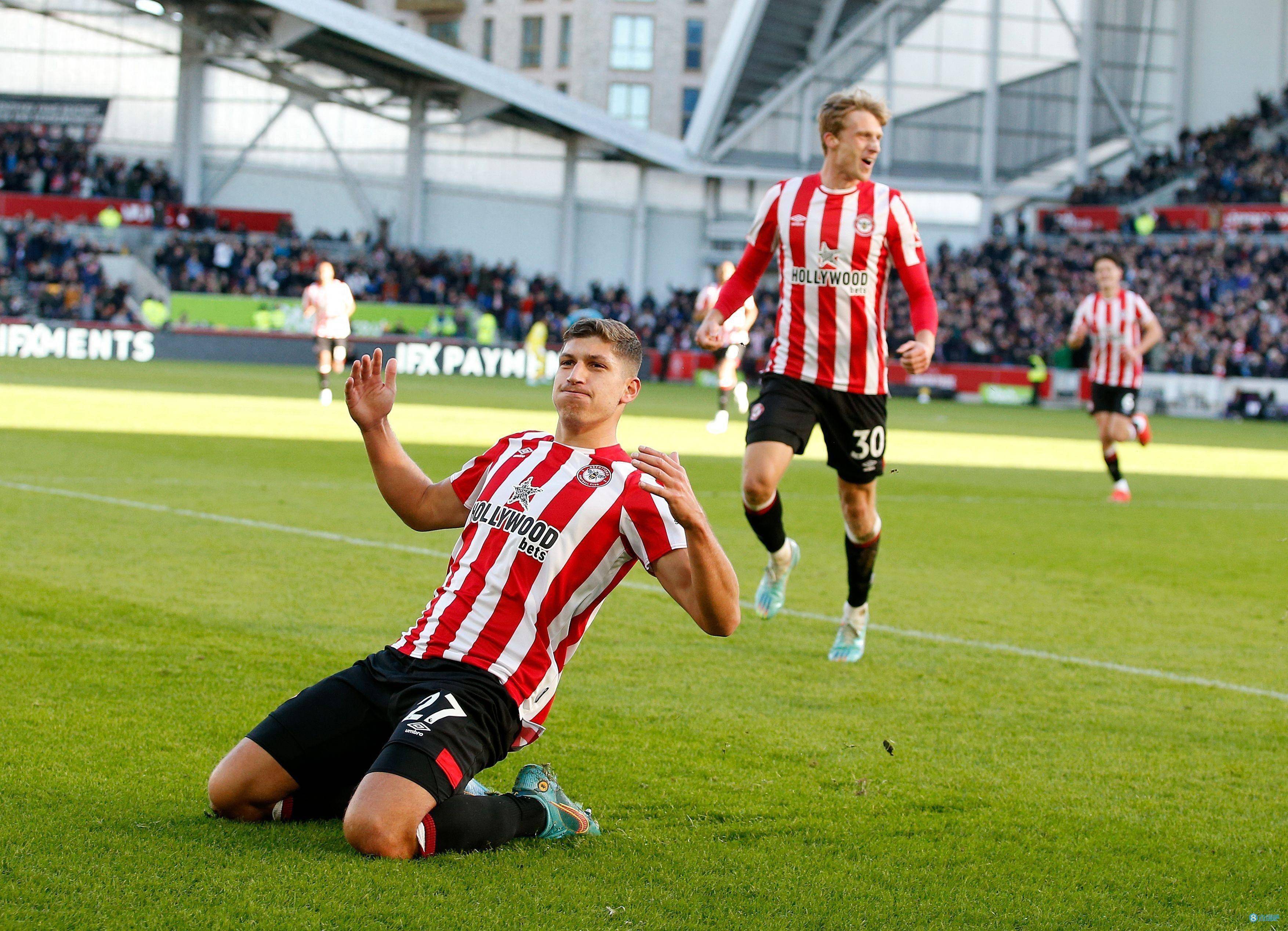 包含纽卡斯尔惊险获胜，士气大振的词条