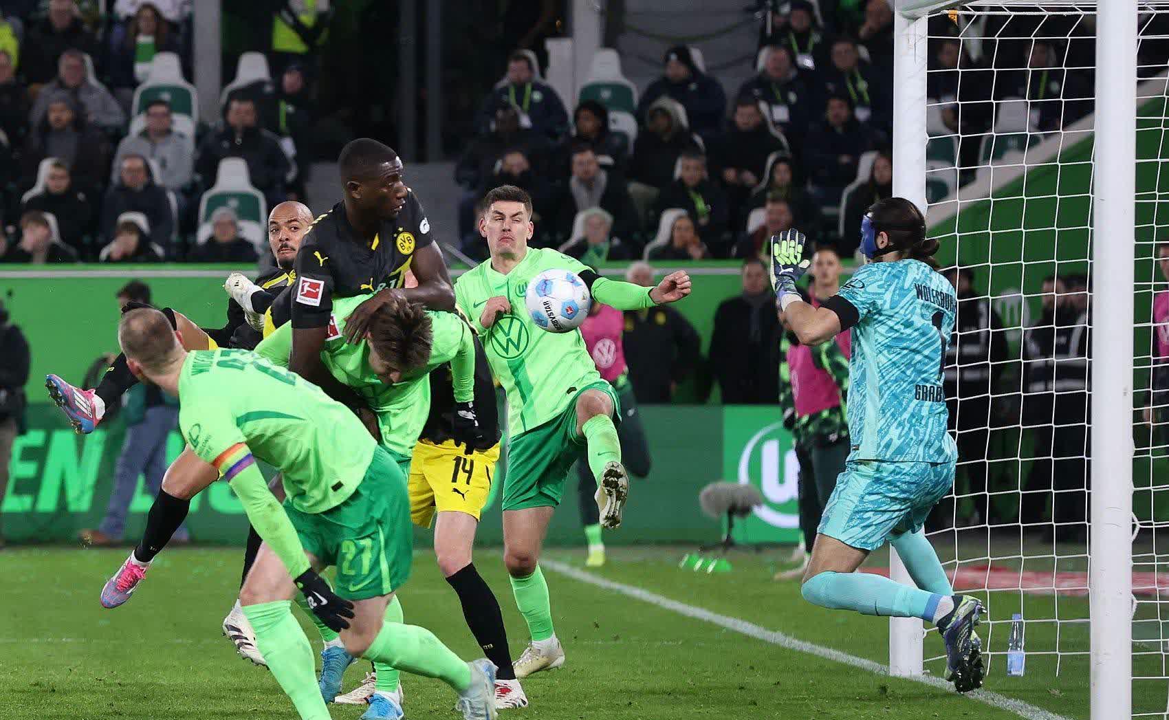 包含多德蒙足球俱乐部防守稳固,瞄准战果的词条 包含多德蒙足球俱乐部防守稳固,瞄准战果的词条