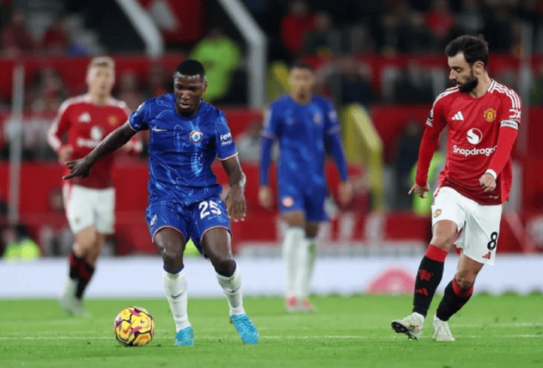 关于曼联球员遭遇严重伤病，无法参与比赛的信息