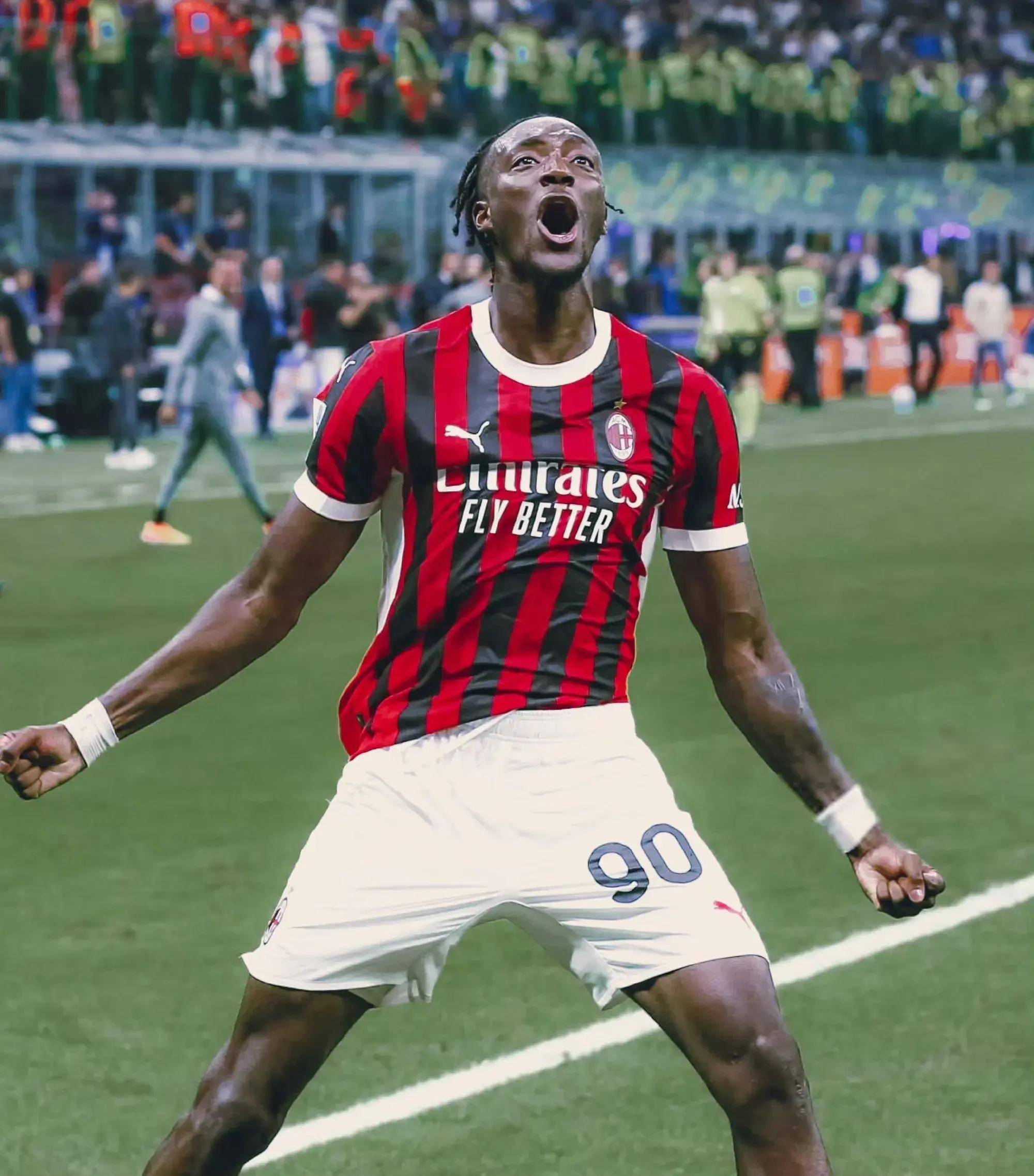 AC米兰客场惨败，陷入连败窘境