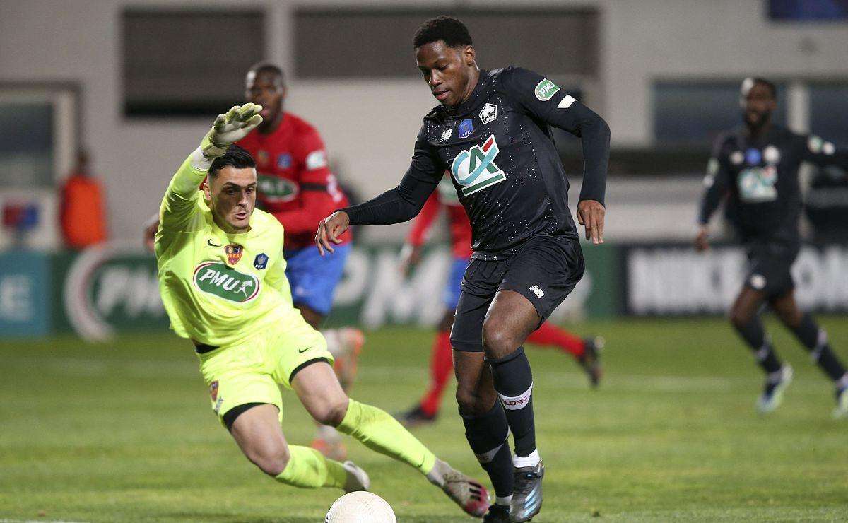 格勒诺布尔主场全取三分，表现迅猛跻身前列的简单介绍