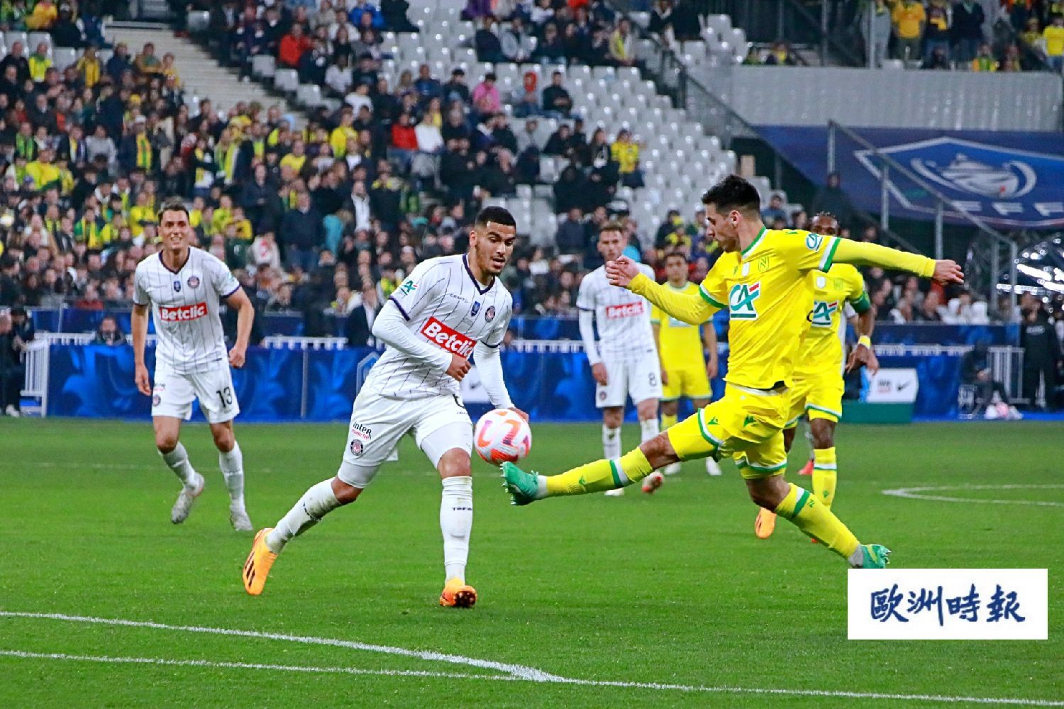 南特客场大胜对手，取得必要三分