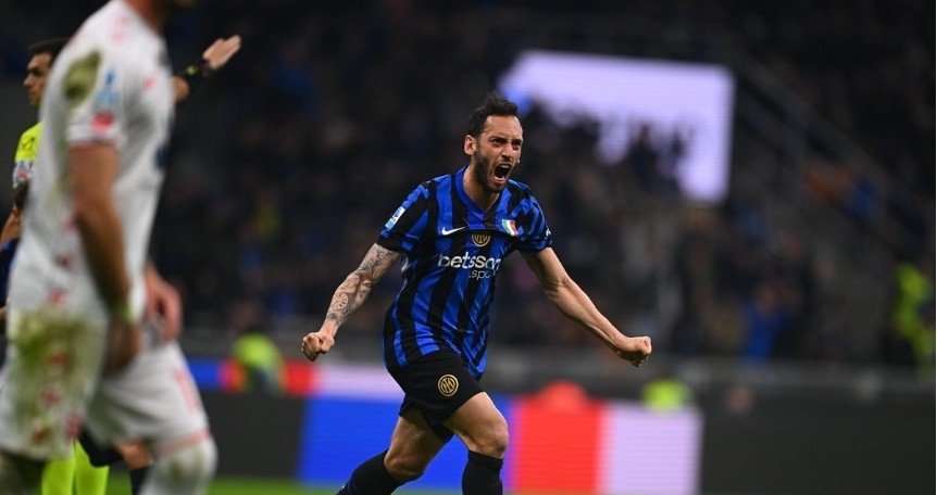 曼城客场逼平南安普顿,保持不败 曼城客场逼平南安普顿,保持不败