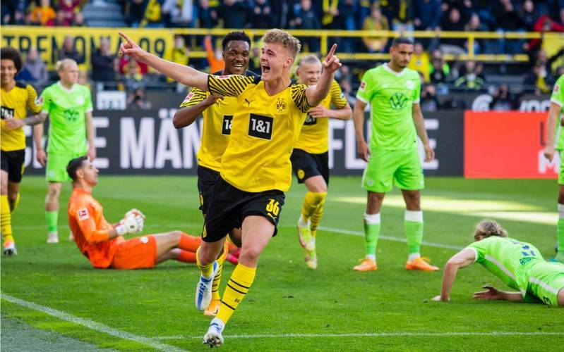 包含沃尔夫斯堡客场不敌对手,遭遇失利的词条 包含沃尔夫斯堡客场不敌对手,遭遇失利的词条