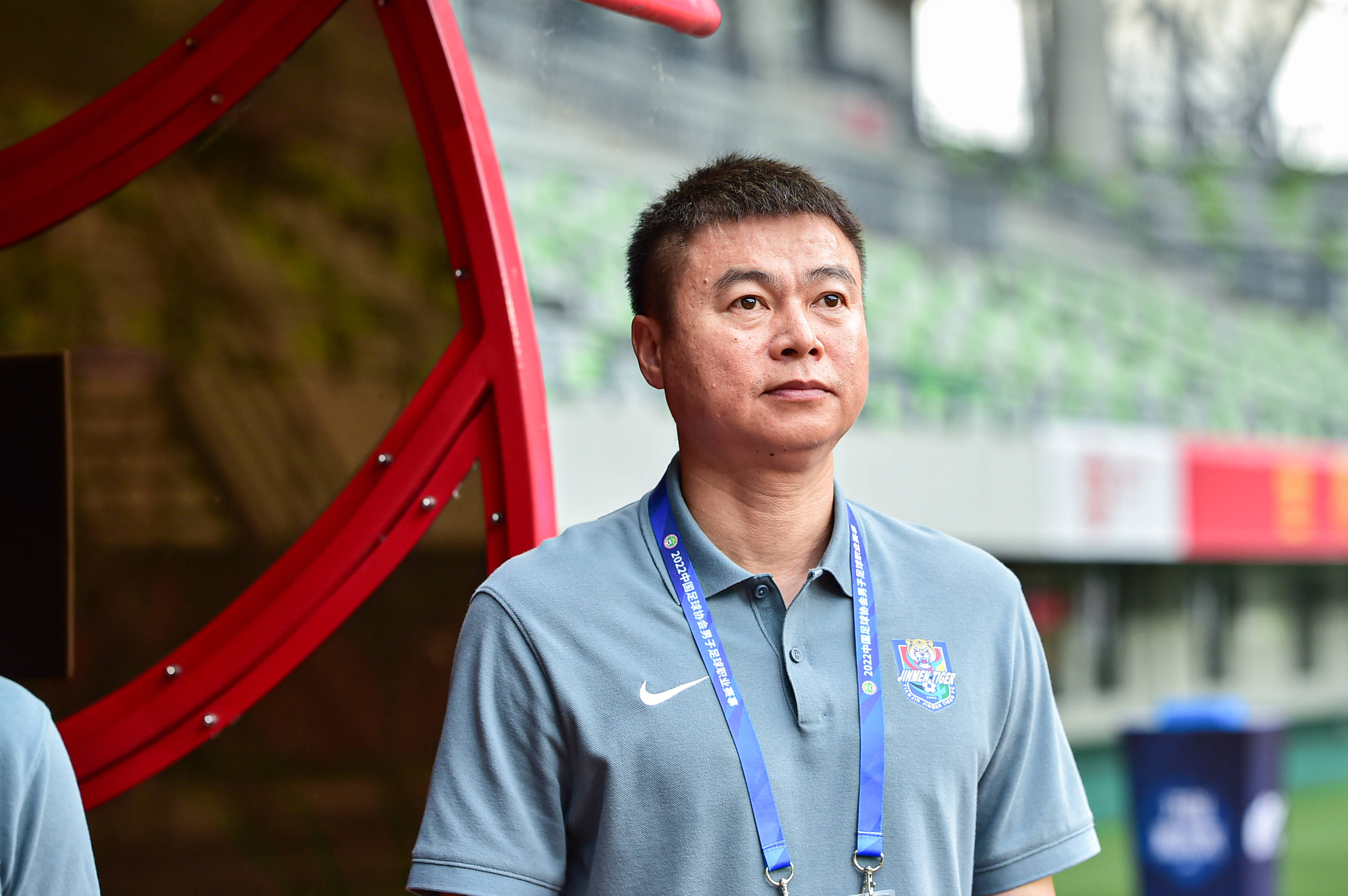 球队主帅荣膺最佳教练，备受嘉奖的简单介绍