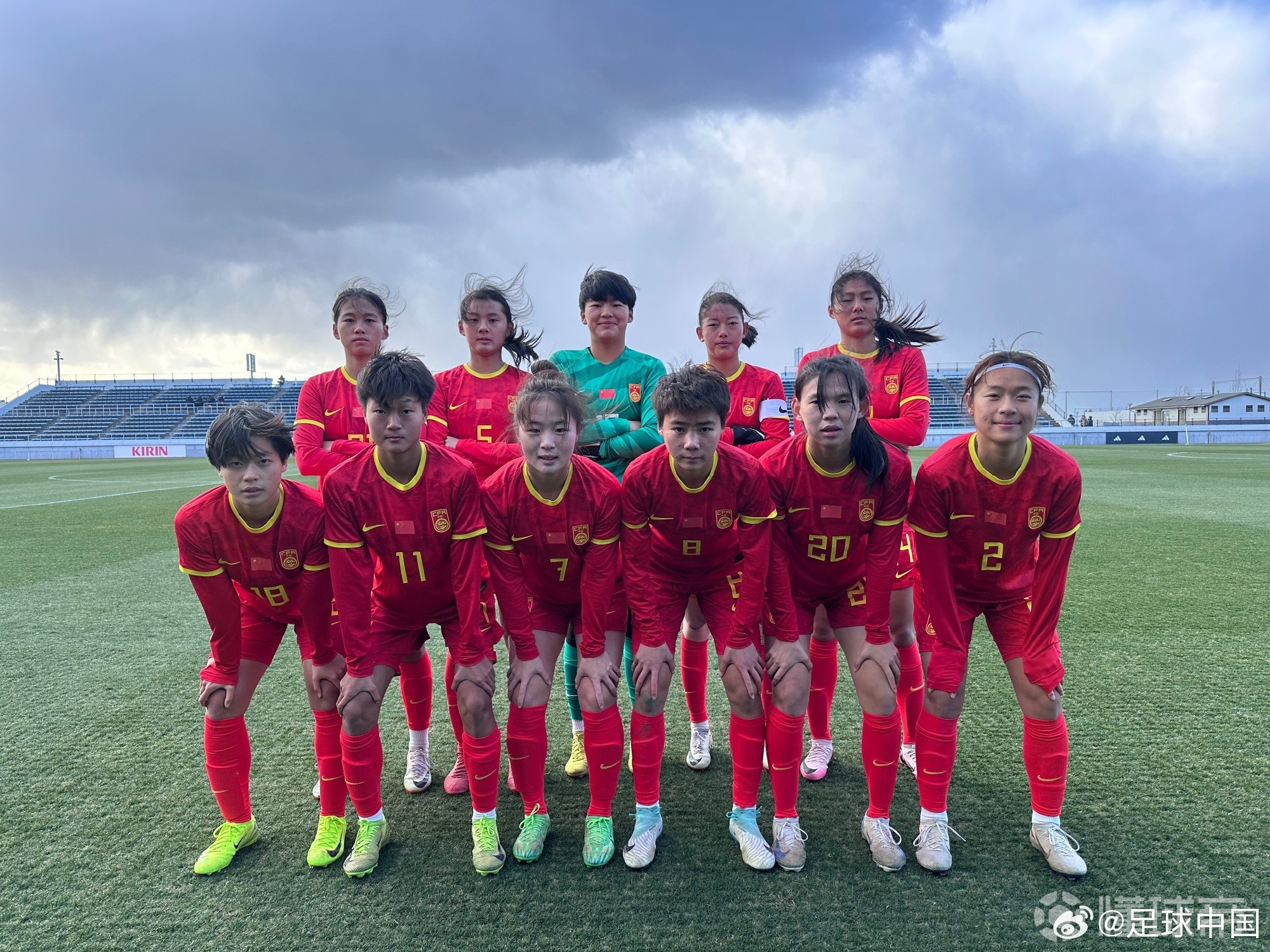 中国国家女足团结互助，比赛中取得喜人成绩