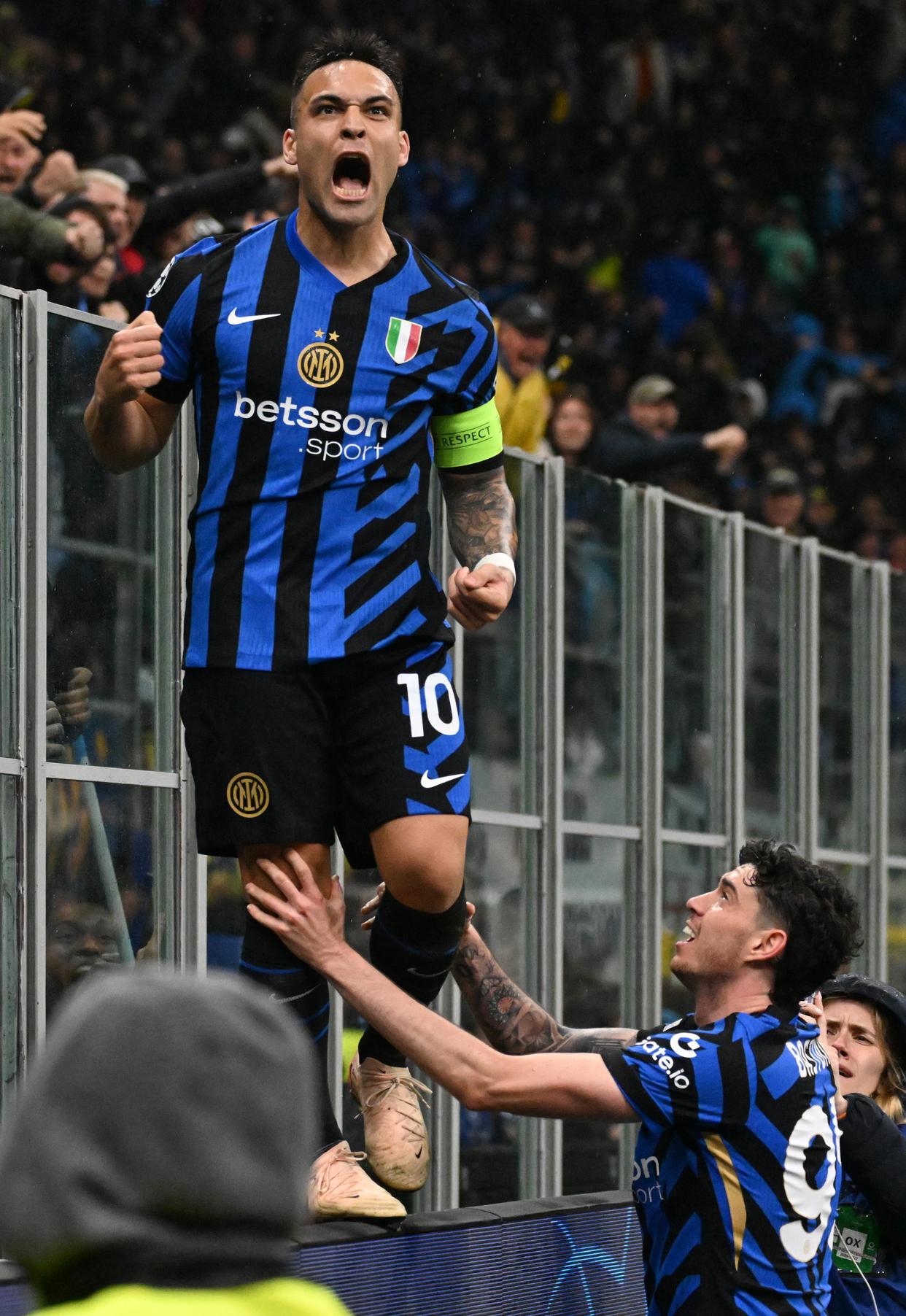 关于AC米兰欧冠晋级之路:坎坷但不失信心的信息 关于AC米兰欧冠晋级之路:坎坷但不失信心的信息